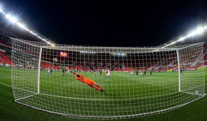 Nike predstavuje novú loptu. Tešiť sa na ňu môžu v Premier League